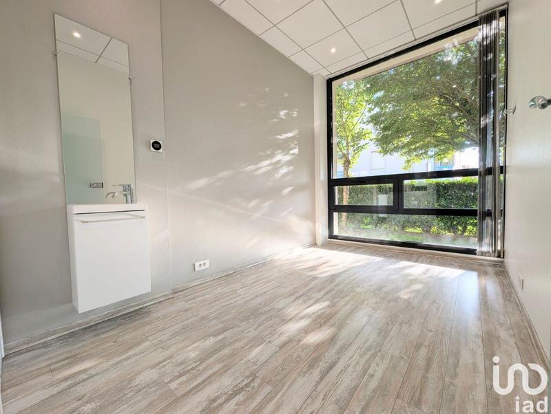 Local commercial - 77 m²