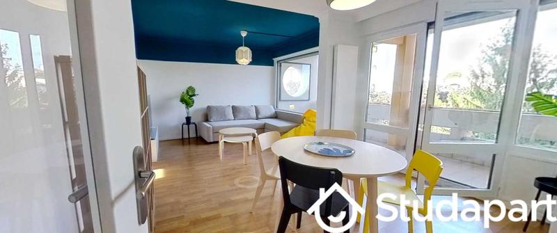 Appartement - 92 m² - 1 pièce