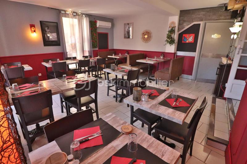 Appartement - 366 m² - 2 pièces