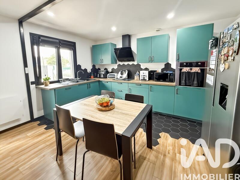 Maison - 137 m² - 5 pièces