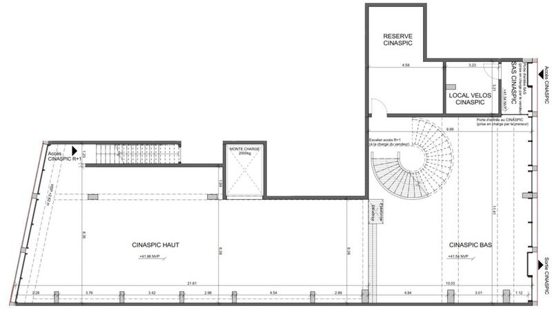 Bureau - 750 m² - 3 pièces