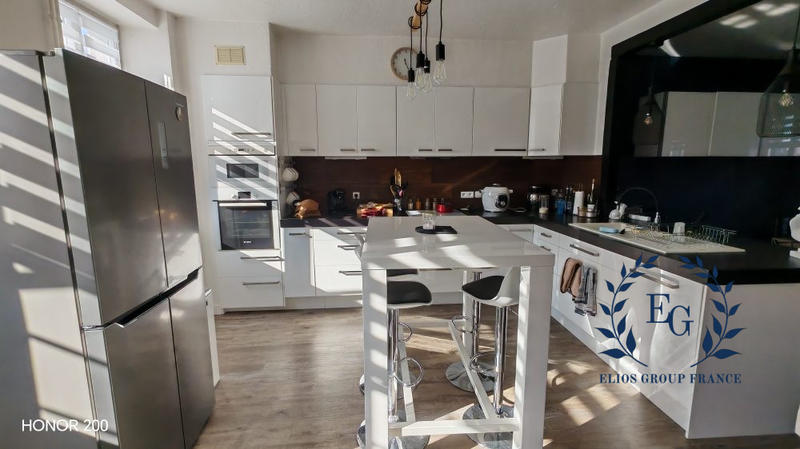 Maison - 139 m² - 5 pièces