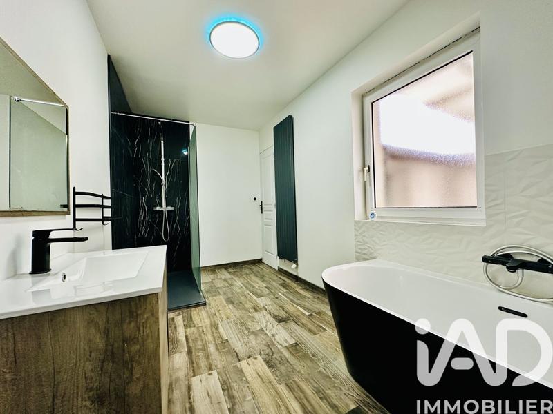 Maison de village - 106 m² - 5 pièces