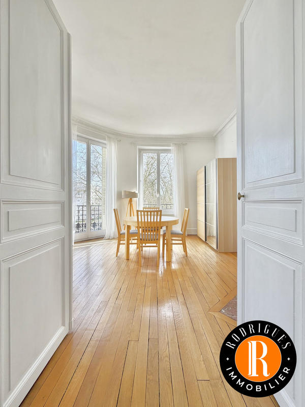 Appartement - 64 m² - 3 pièces