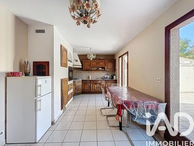 Maison - 81 m² - 4 pièces