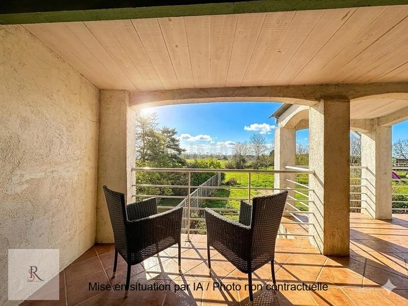 Maison - 163 m² - 6 pièces