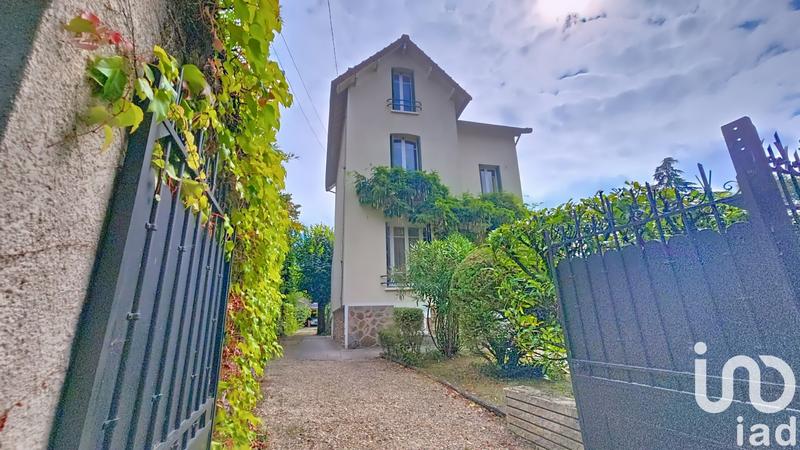 Maison - 140 m² - 6 pièces