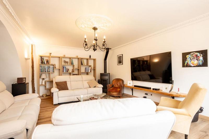 Maison - 129 m² - 6 pièces