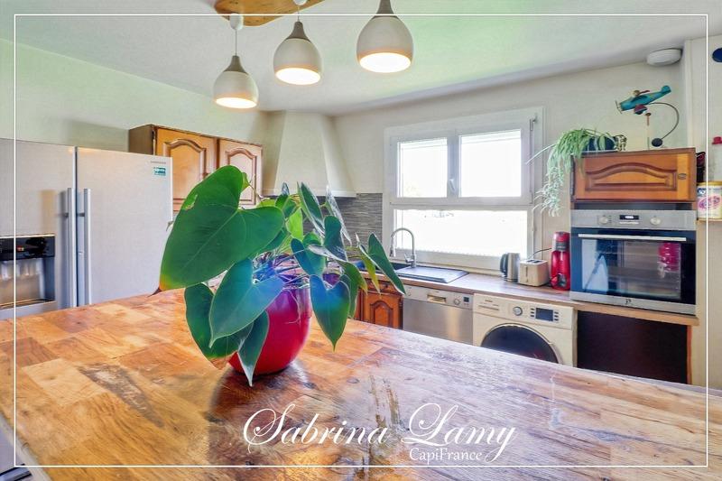 Maison - 145 m² - 7 pièces