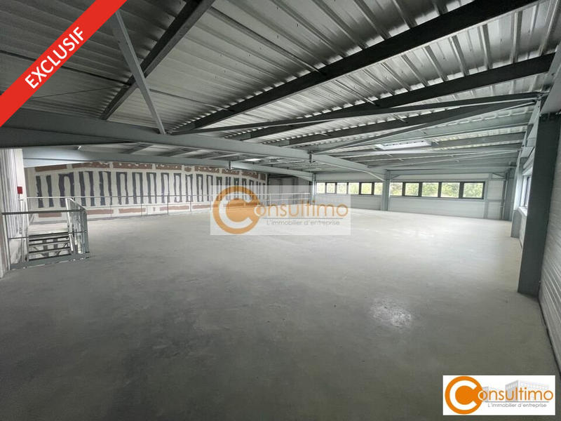 Local d'activité / Entrepôt - 511 m²