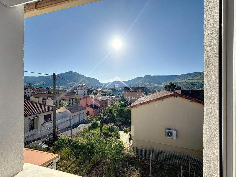 Maison - 128 m² - 5 pièces