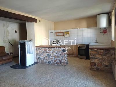 Maison - 161 m² - 8 pièces