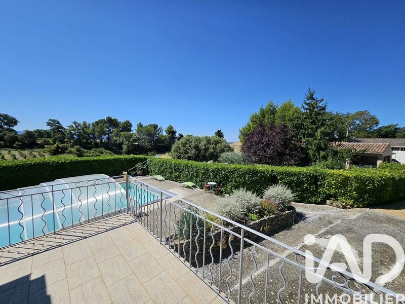 Maison - 171 m² - 7 pièces