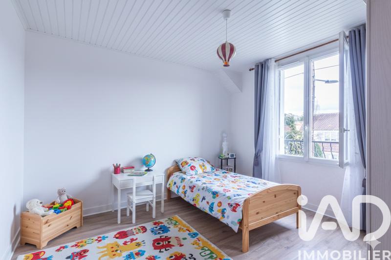 Maison - 95 m² - 5 pièces