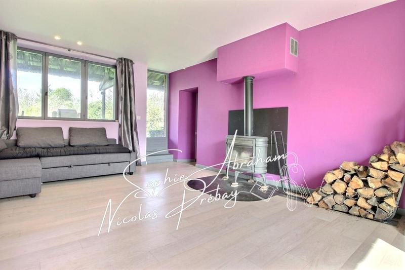 Maison - 242 m² - 7 pièces