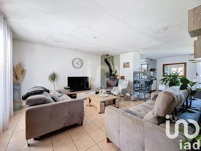 Maison - 115 m² - 6 pièces