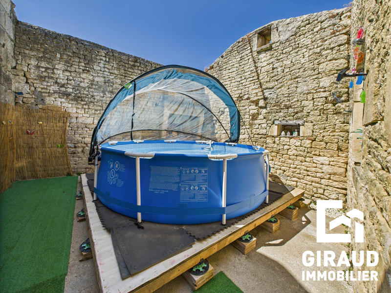 Maison ancienne - 177 m² - 6 pièces