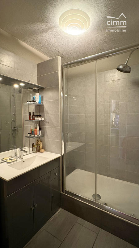 Appartement - 84 m² - 3 pièces