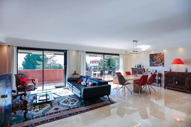 Appartement - 162 m² - 4 pièces