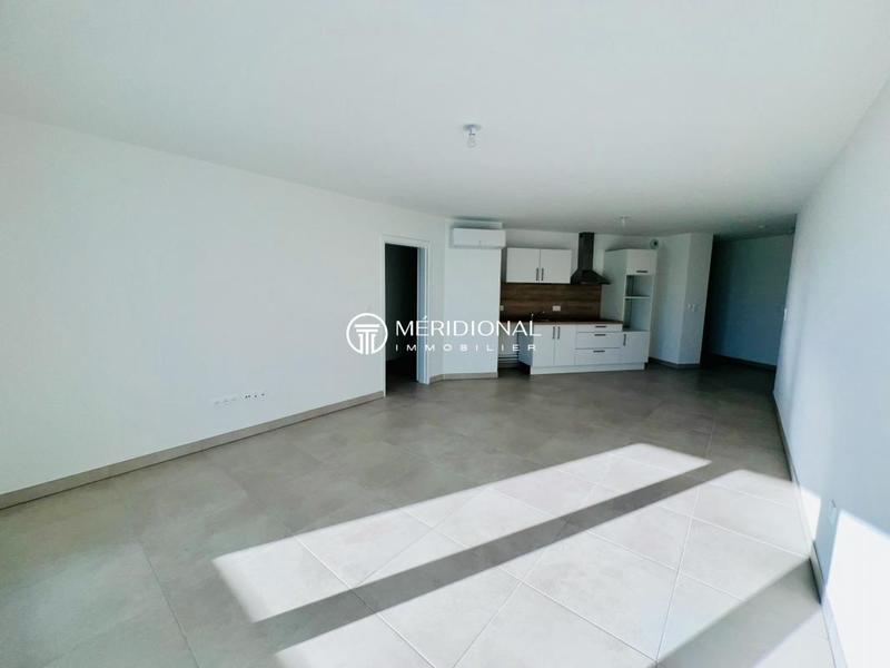 Appartement - 96 m² - 4 pièces