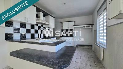 Maison - 151 m² - 8 pièces