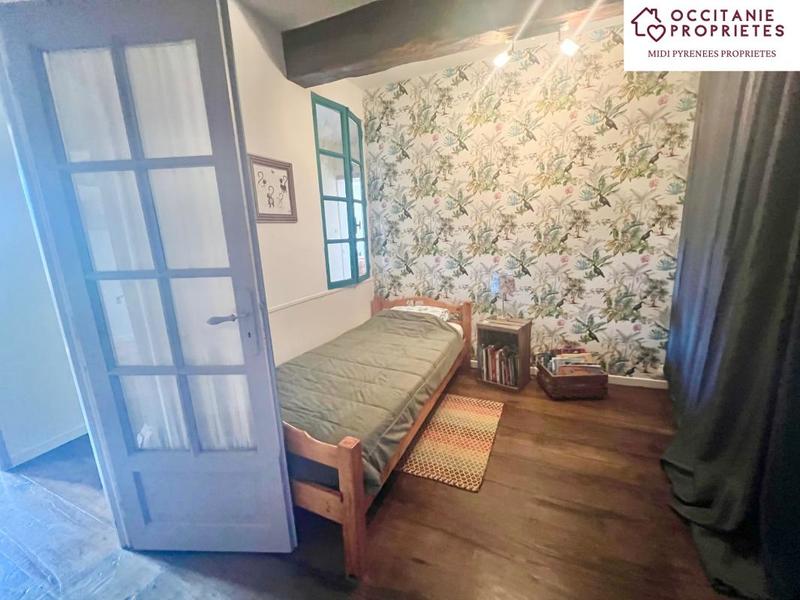 Propriété - 153 m² - 7 pièces