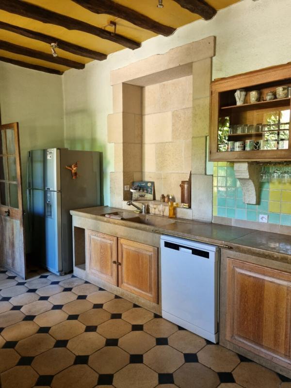 Propriété - 316 m² - 9 pièces