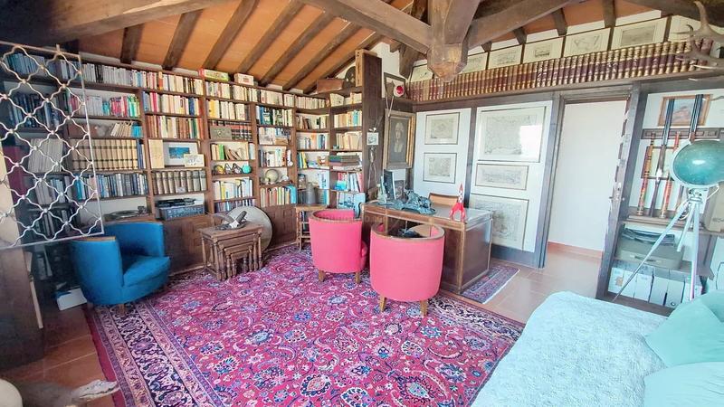 Maison - 206 m² - 9 pièces