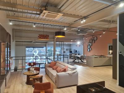 Local commercial - 255 m²