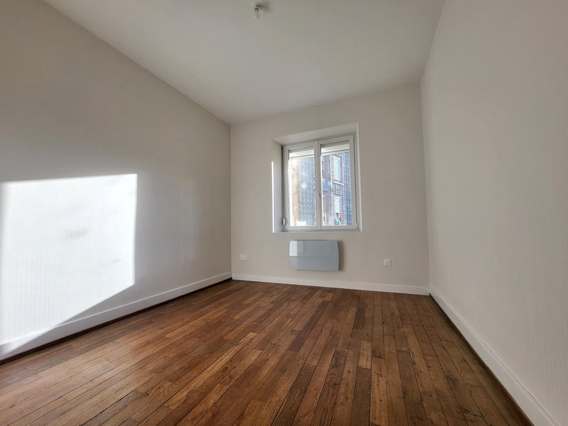 Appartement - 81 m² - 4 pièces