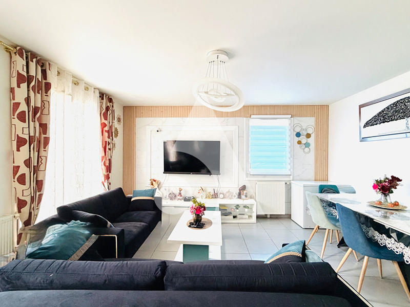 Appartement - 77 m² - 4 pièces