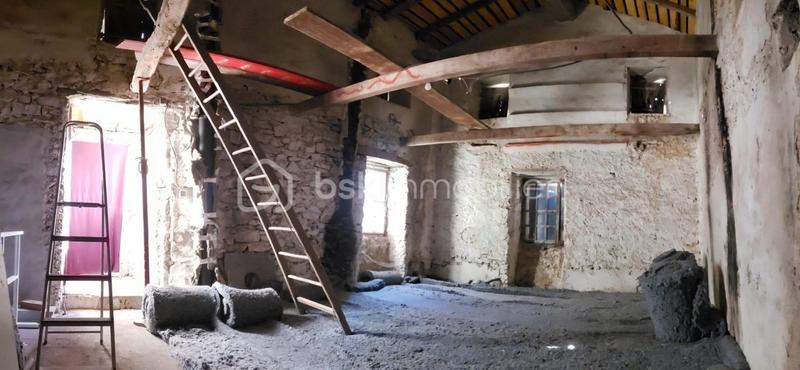 Mas - 352 m² - 6 pièces