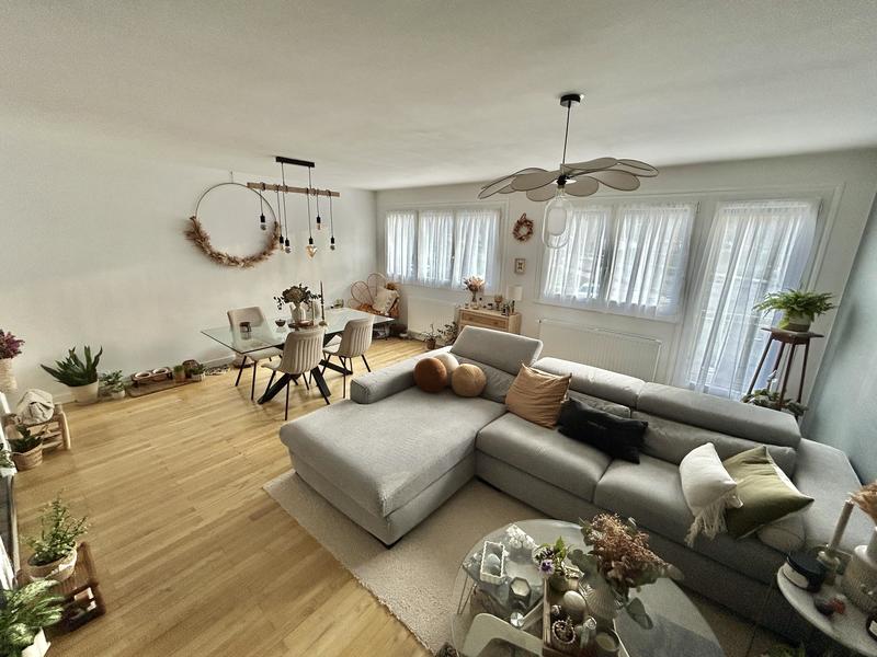 Appartement - 75 m² - 3 pièces