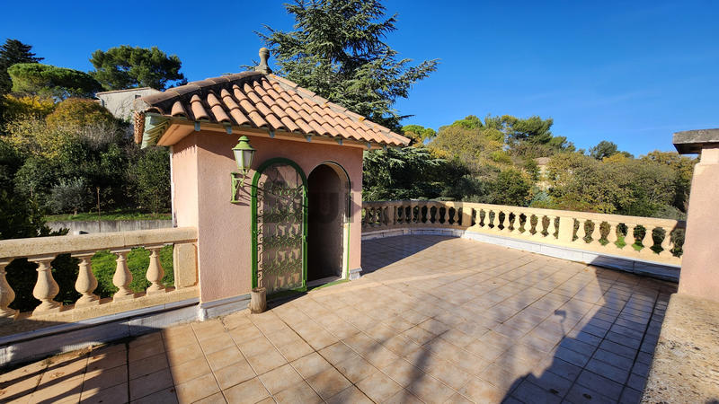 Appartement - 181 m² - 7 pièces