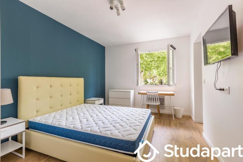 Chambre - 11 m² - 1 pièce