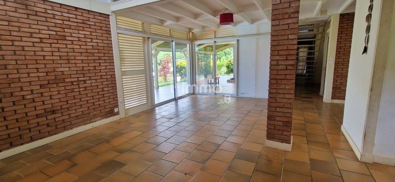 Villa - 160 m² - 5 pièces