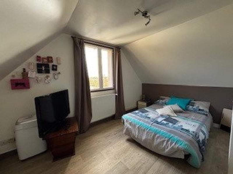 Maison - 215 m² - 6 pièces