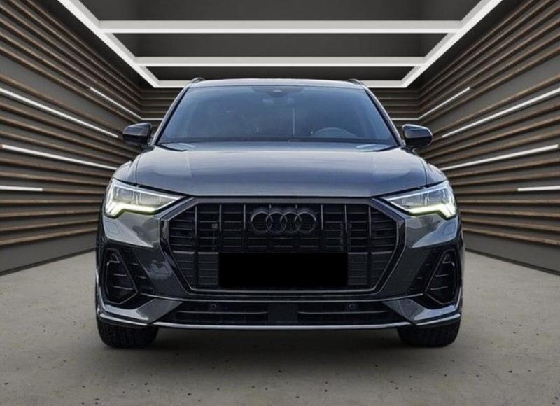 Audi Q3 45 TFSIe 245 s-Line / Camera de Recul Coffre Elec Carplay Android Auto Regulateur Distance
