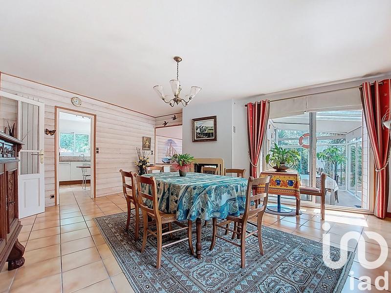 Maison - 166 m² - 10 pièces