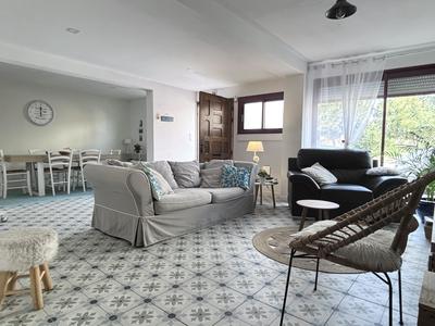 Maison - 123 m² - 5 pièces