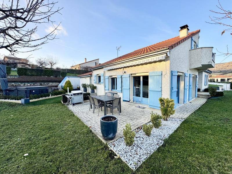 Maison - 148 m² - 5 pièces