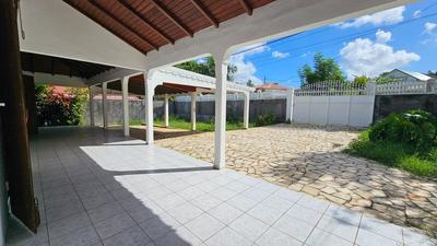 Maison - 165 m² - 7 pièces