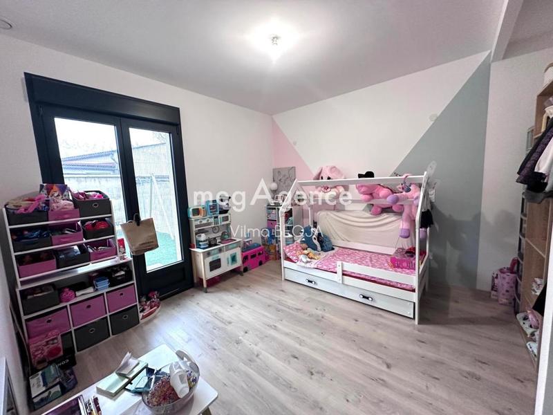 Maison - 180 m² - 5 pièces