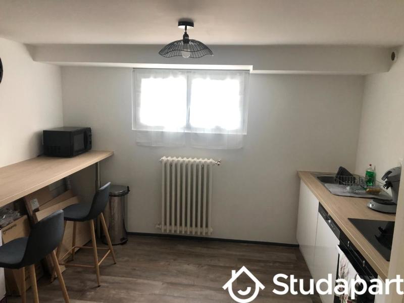 Chambre - 12 m² - 1 pièce