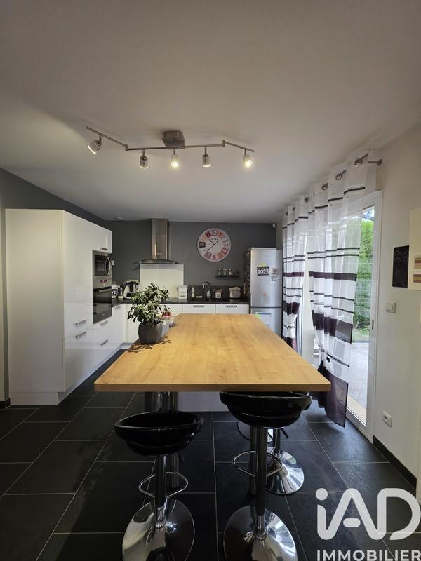 Maison - 110 m² - 4 pièces