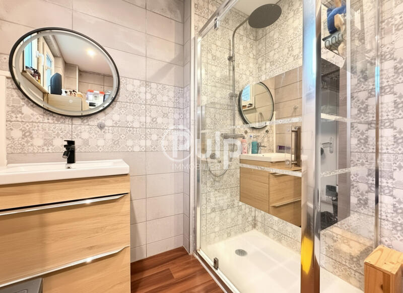 Maison - 80 m² - 6 pièces