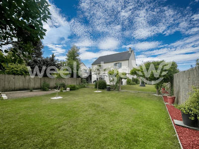 Maison traditionnelle - 140 m² - 6 pièces