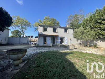 Maison - 140 m² - 6 pièces