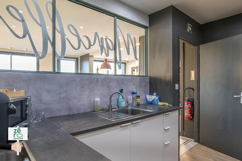 Fonds de commerce - Magasins - 50 m²