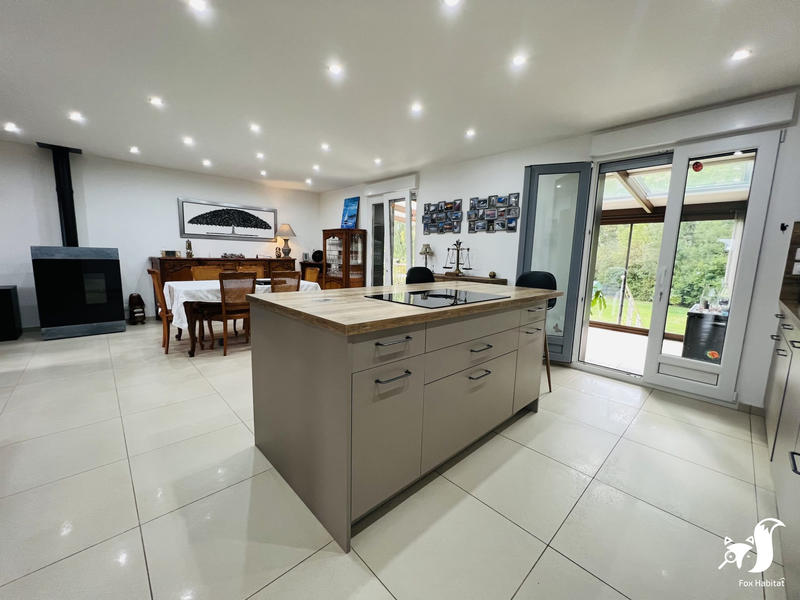 Maison - 110 m² - 4 pièces